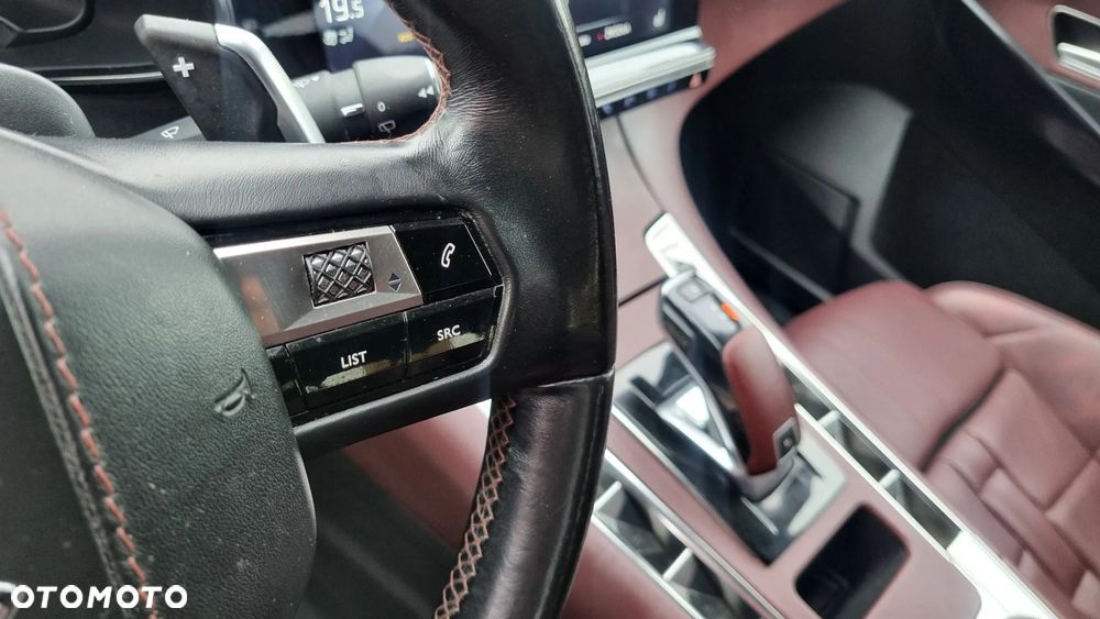 DS Automobiles DS 7 Crossback 2.0 BlueHDi Performance Line + - 19