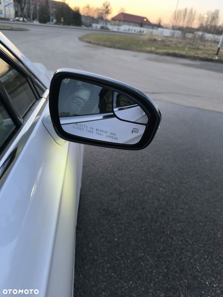Ford Fusion - 13