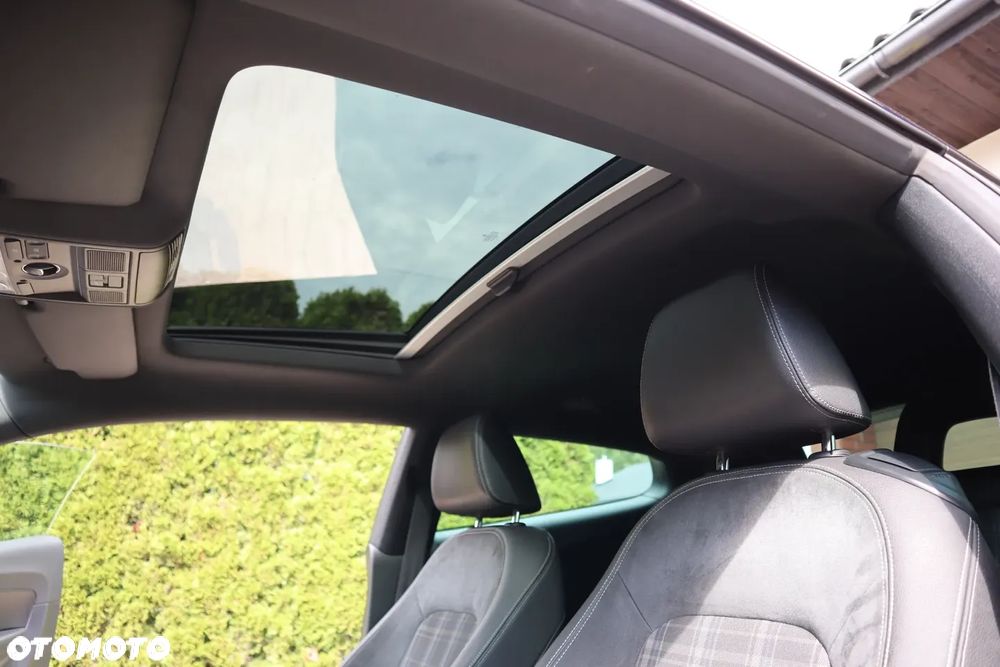 Volkswagen Scirocco 2.0 TDI Edition - 18