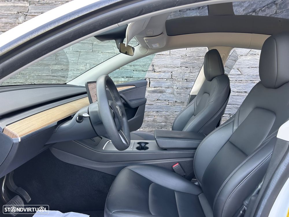 Tesla Model Y Tração Traseira - 11