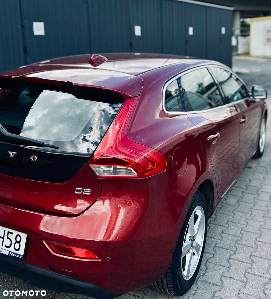 Volvo V40 D2 Geartronic Momentum - 9