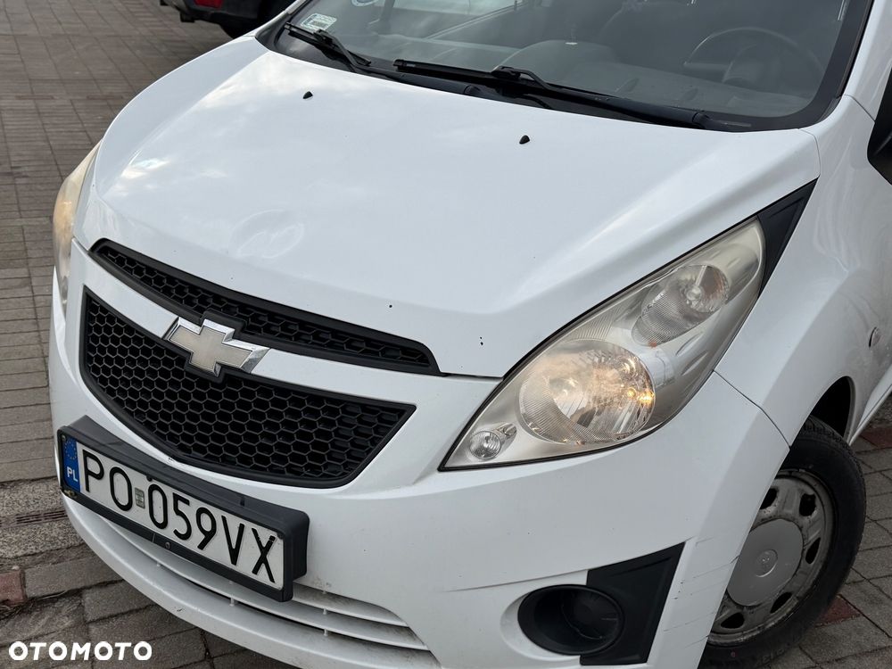 Chevrolet Spark 1.0 Base - 8