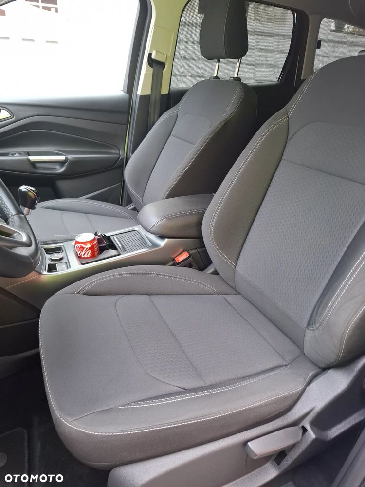 Ford Kuga 2.0 TDCi 2x4 Cool & Connect - 26