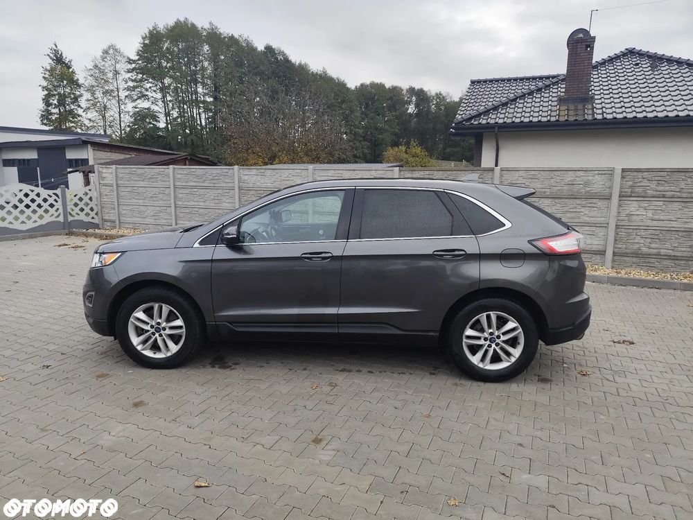 Ford Edge - 2