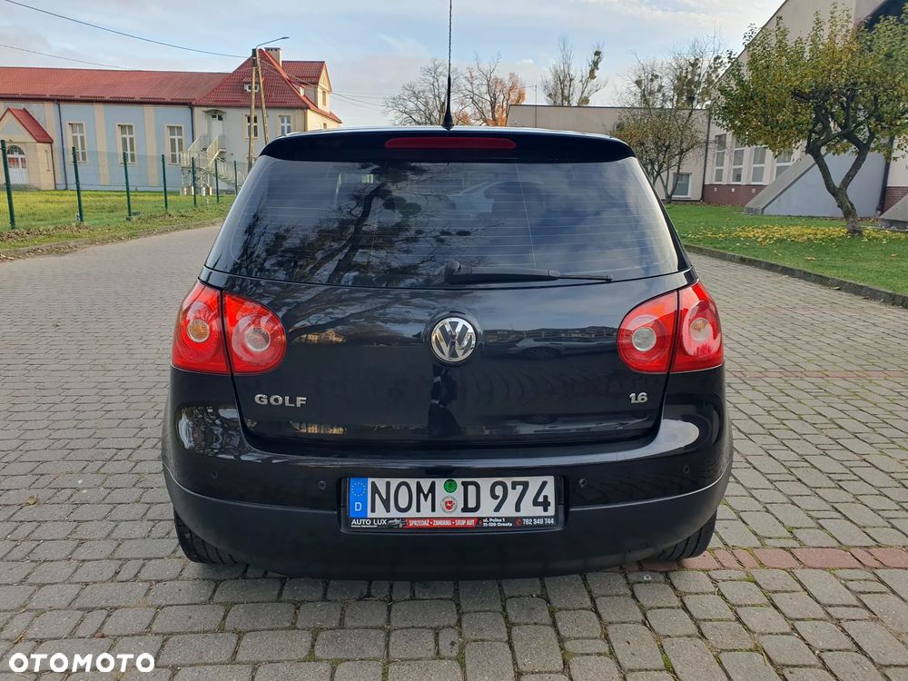 Volkswagen Golf 1.6 Goal - 11