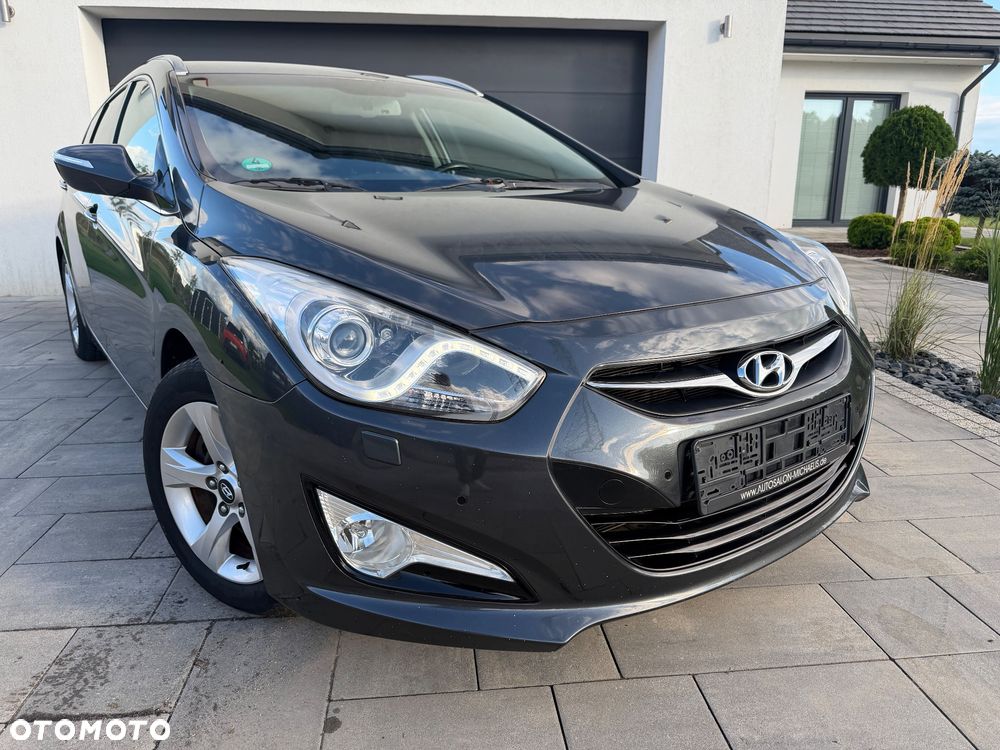 Hyundai i40 i40cw 1.7 CRDi Fifa World Cup Edition - 9