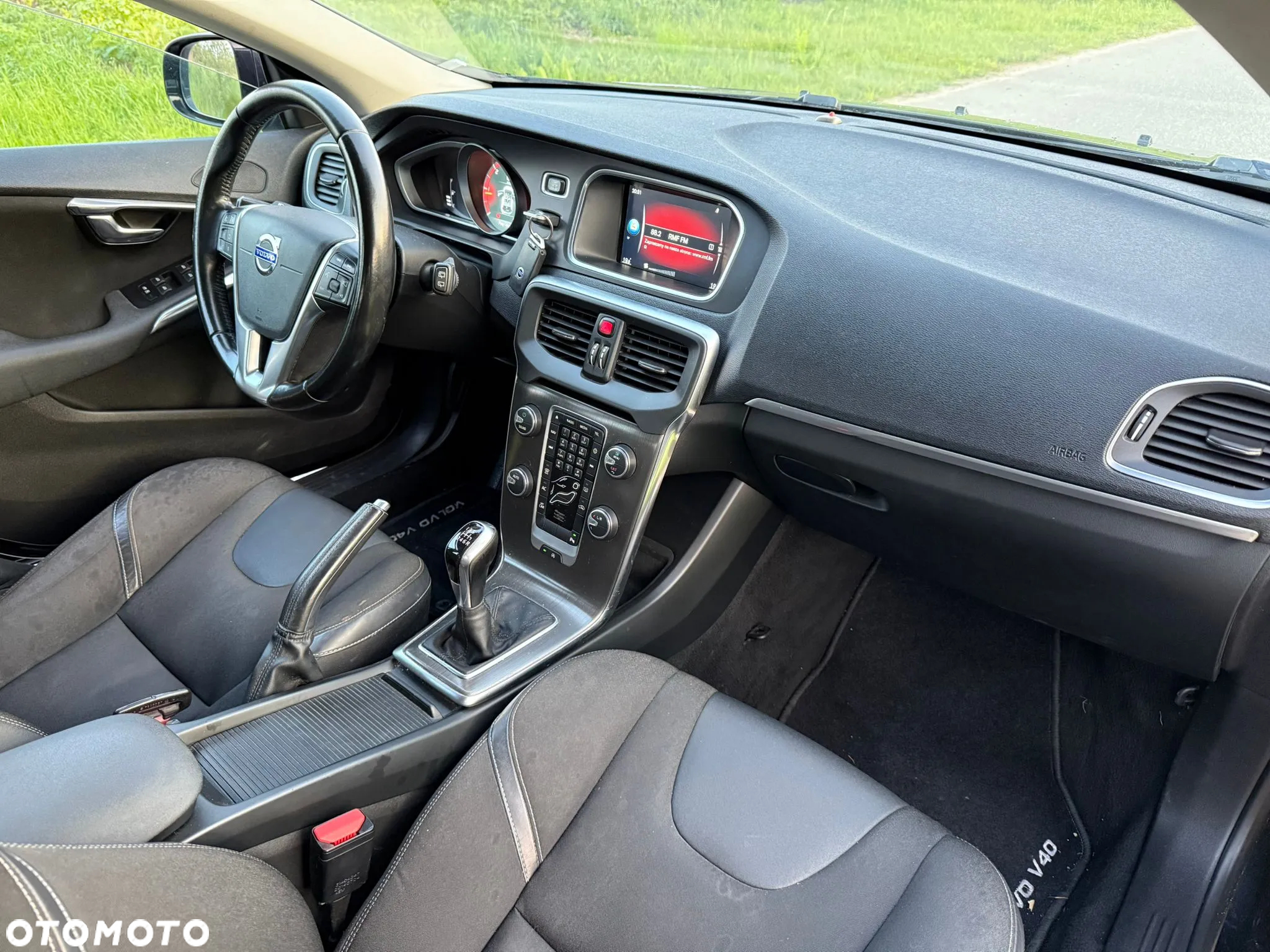 Volvo V40 D4 Drive-E Momentum - 15