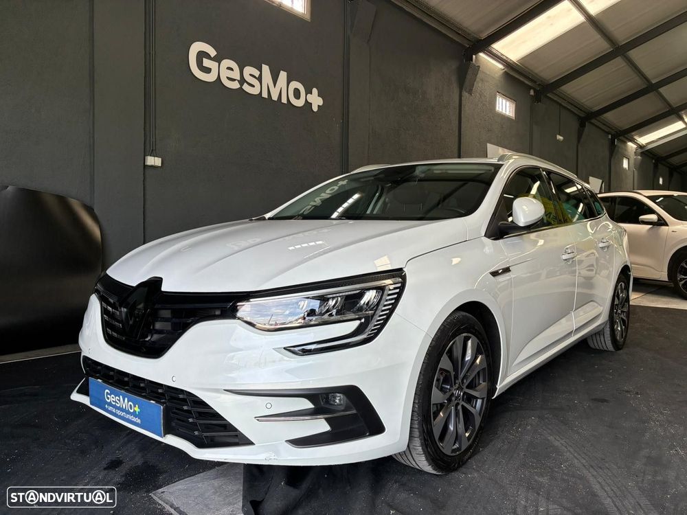 Renault Mégane Sport Tourer - 2