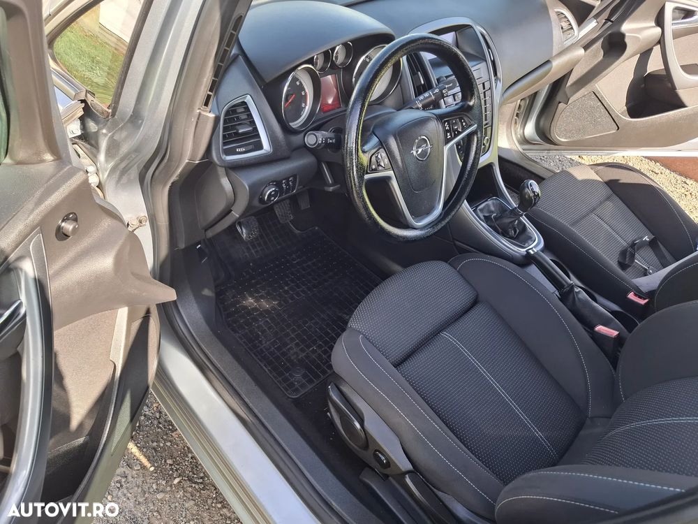 Opel Astra 1.7 CDTI DPF Cosmo - 5