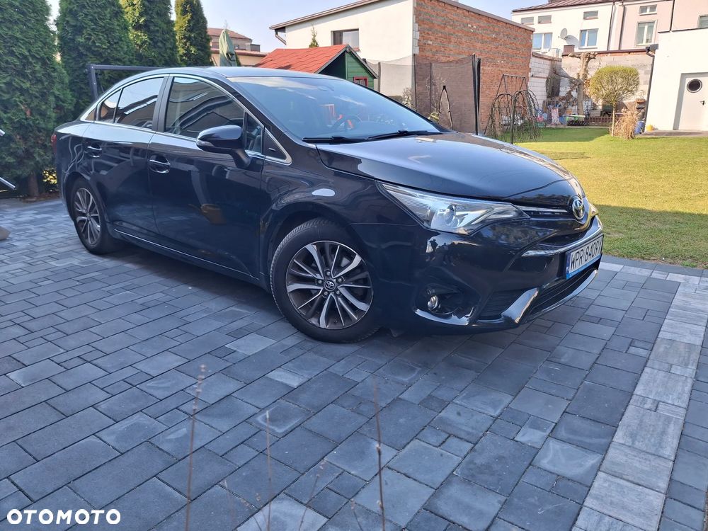 Toyota Avensis 2.0 Prestige MS - 24