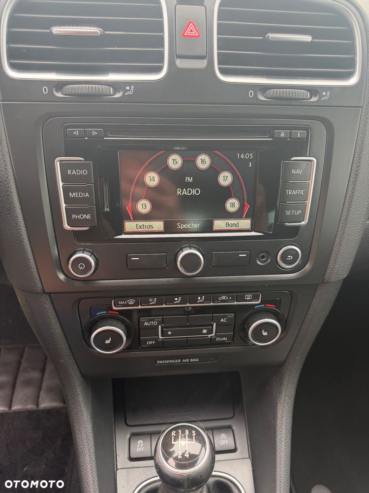 Volkswagen Golf 1.6 TDI DPF BlueMotion - 10