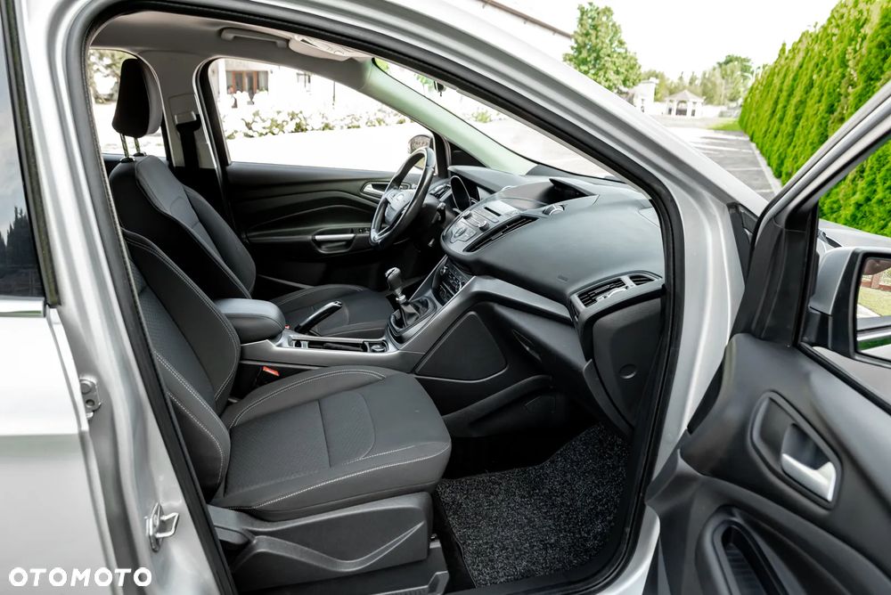 Ford Kuga 2.0 TDCi AWD Edition - 23