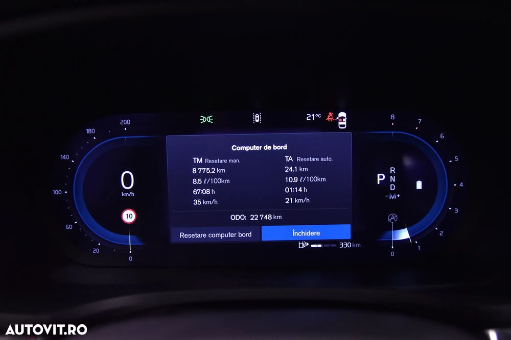 Volvo S60 B4 MHEV AT Plus Dark - 10