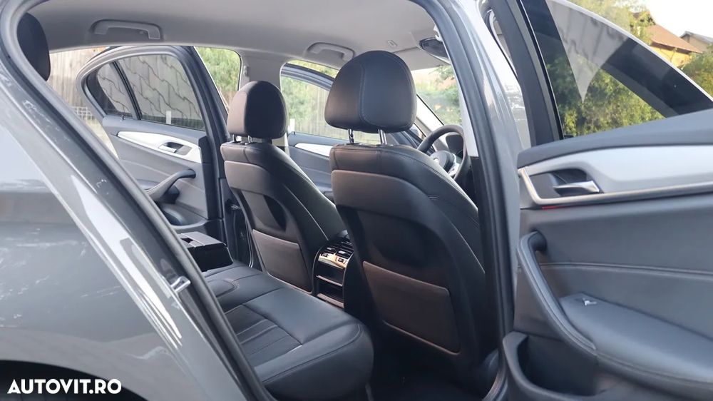 BMW Seria 5 520e AT PHEV - 14