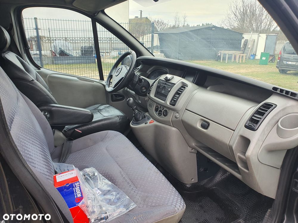 Opel Vivaro - 9