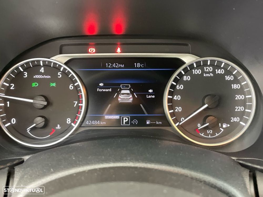 Nissan Juke 1.0 DIG-T N-Connecta DCT - 9