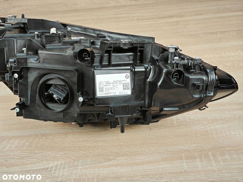 LAMPA LEWY PRZÓD SHADOW LINE BMW 4 G22 G23 G26 G80 G81 G82 G83 EUROPA 33km - 6