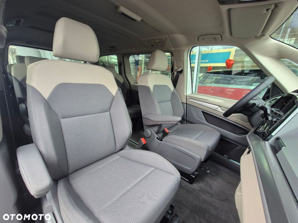 Volkswagen multivan Multivan Family L2 silnik: 2,0 l TDI SCR 150 KM / skrzynia biegów: 7-biegowa DSG rozstaw osi: 3124 mm - 18