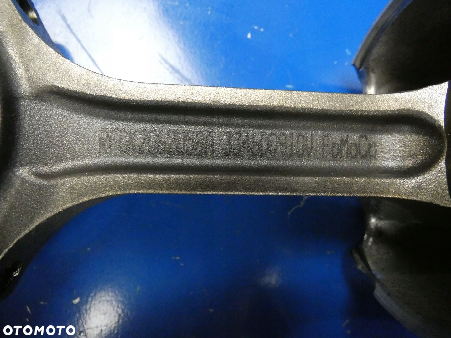 TRANSIT MK8 CUSTOM 2.0 TDCI YLF6 TŁOK  KORBOWÓD - 2
