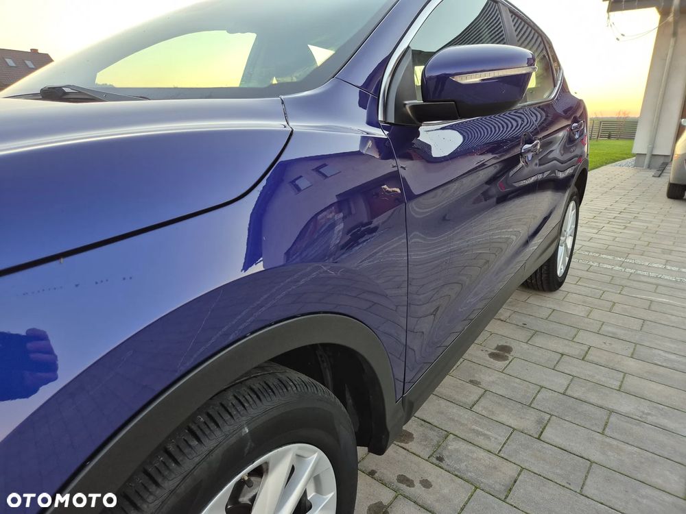 Nissan Qashqai - 25