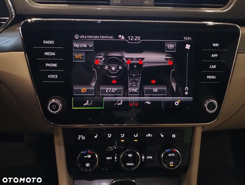 Skoda Superb 2.0 TSI Style DSG - 28