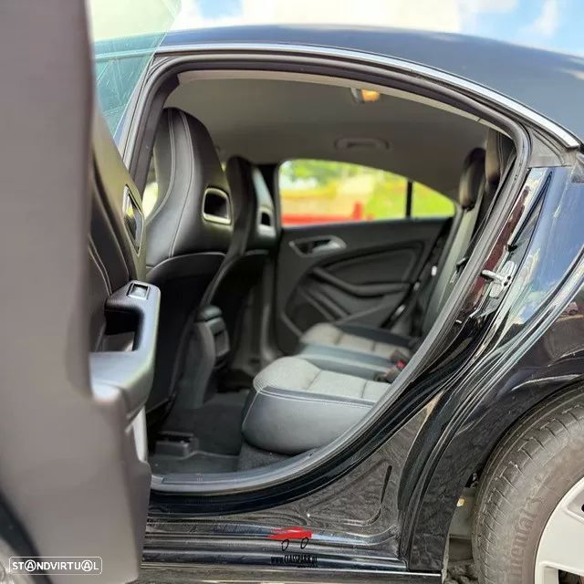 Mercedes-Benz CLA 180 d Urban - 22