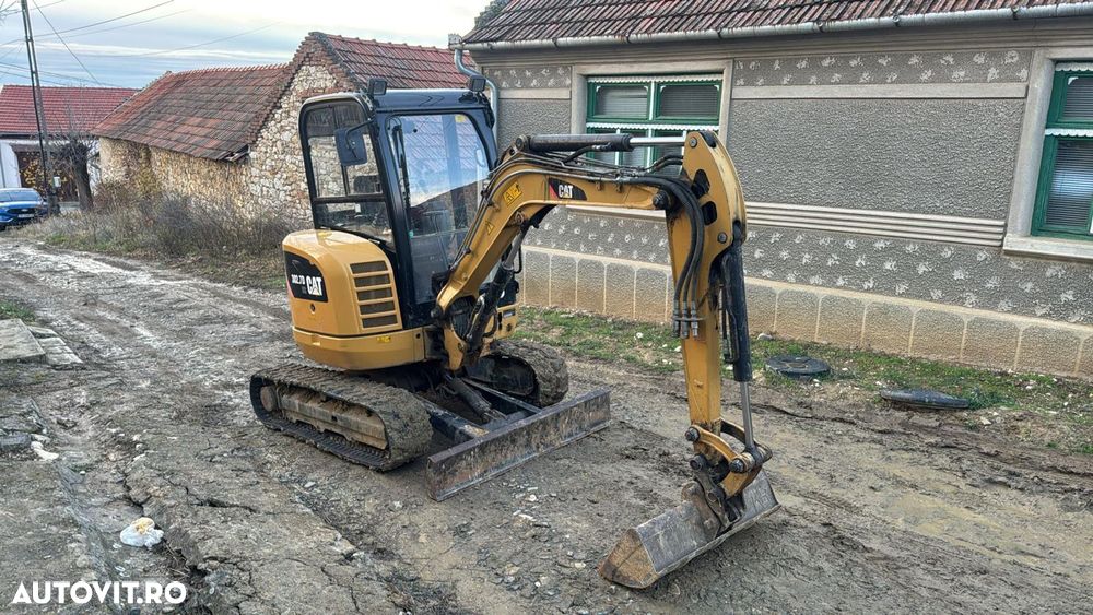 Caterpillar 302.7 - 5