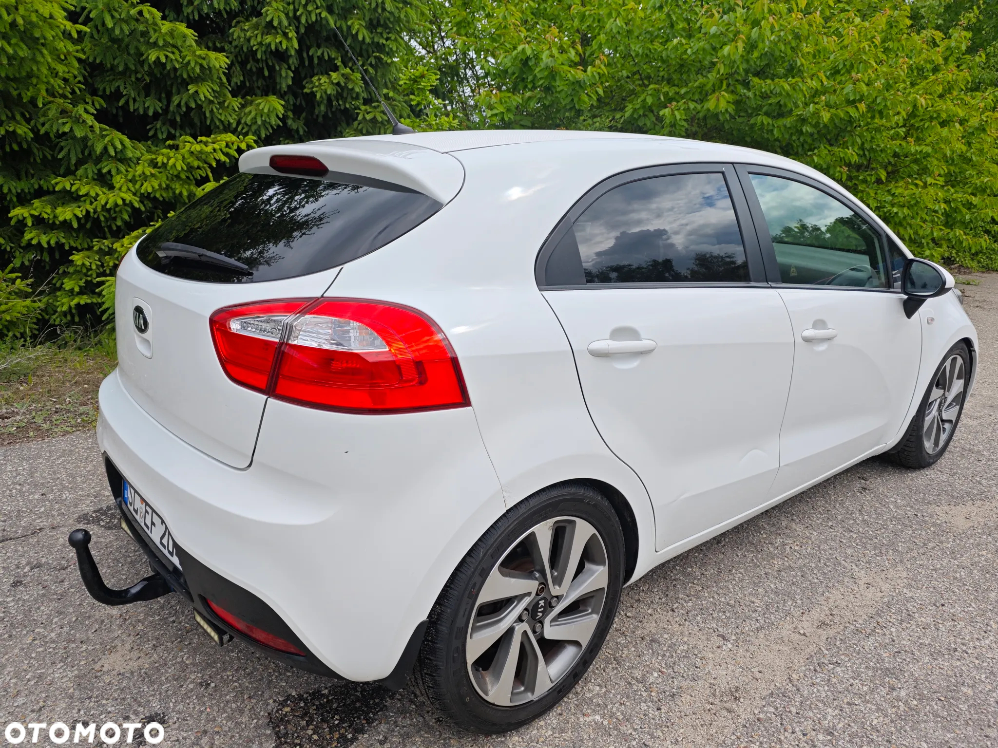 Kia Rio 1.1 CRDI Dream-Team Edition - 4