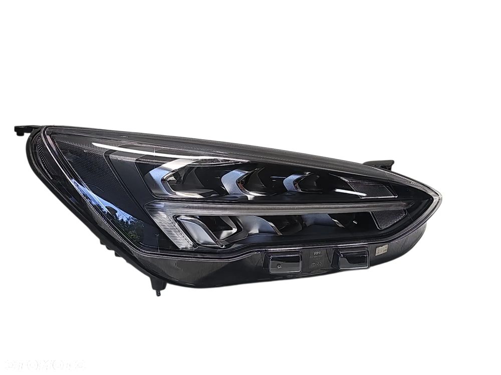 FORD FOCUS IV MK4 LAMPA FULL LED PRAWA PRZEDINA