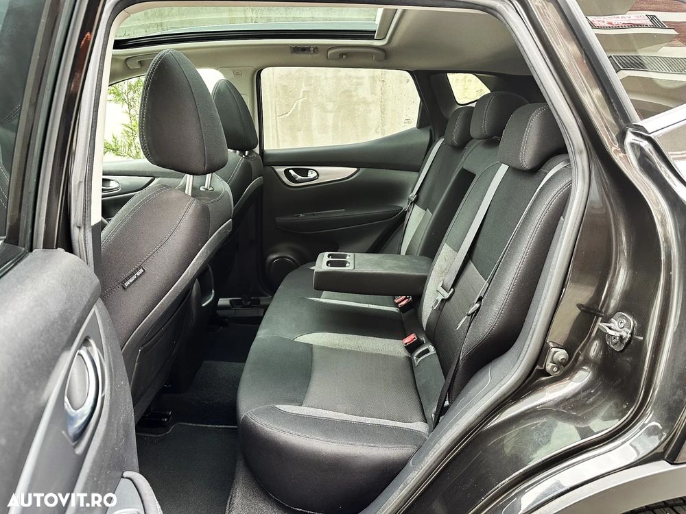 Nissan Qashqai 1.6 DCI TEKNA - 8