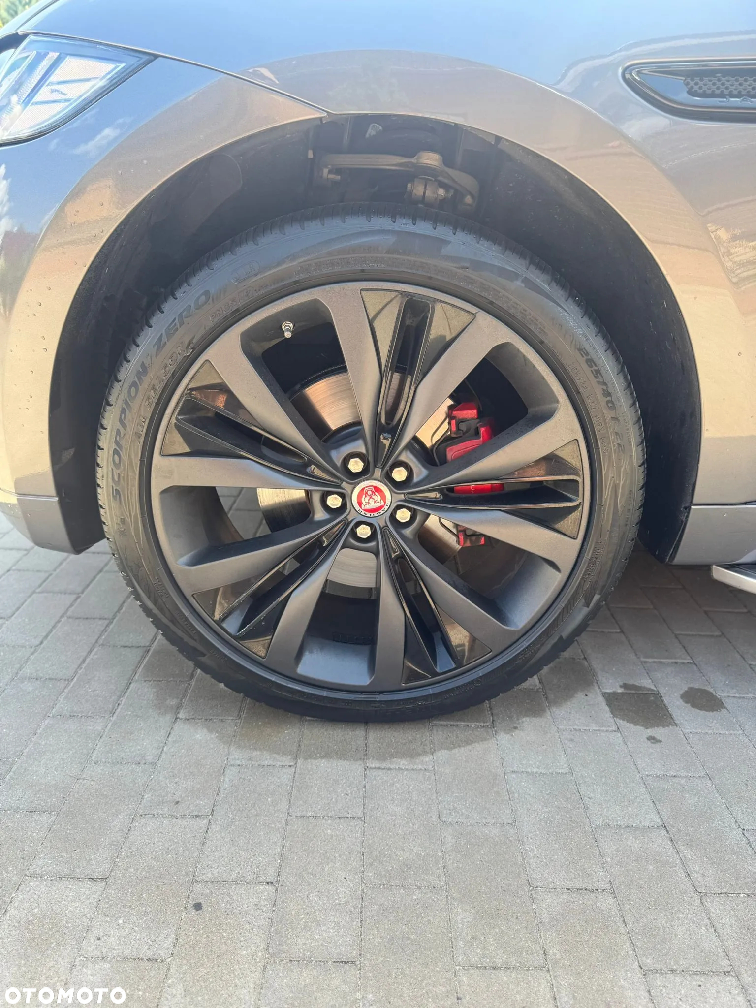 Jaguar F-Pace 3.0 V6 AWD S - 12