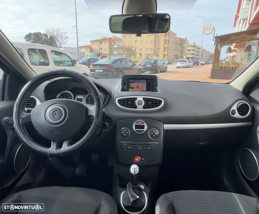 Renault Clio 1.2 16V Dynamique S - 5