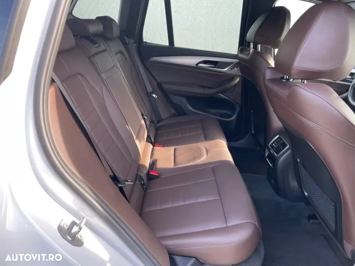 BMW iX3 - 14