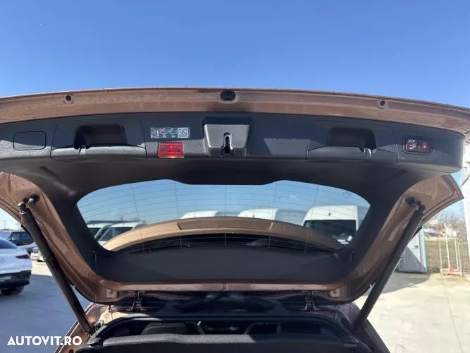 Mercedes-Benz GLA 200 d 4MATIC Aut. - 16