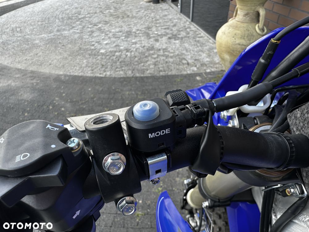 Yamaha WR - 23