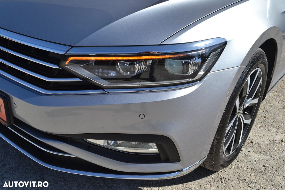 Volkswagen Passat 2.0 TDI SCR DSG 4Motion Elegance - 31