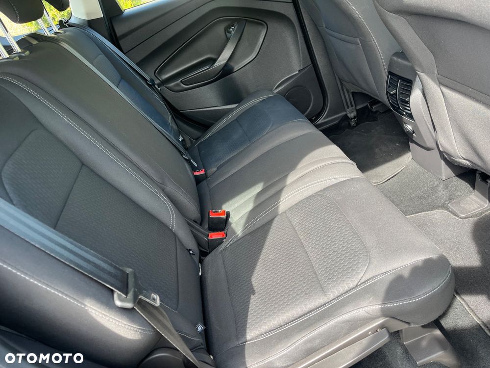 Ford Kuga 1.5 EcoBoost 2x4 Cool & Connect - 18
