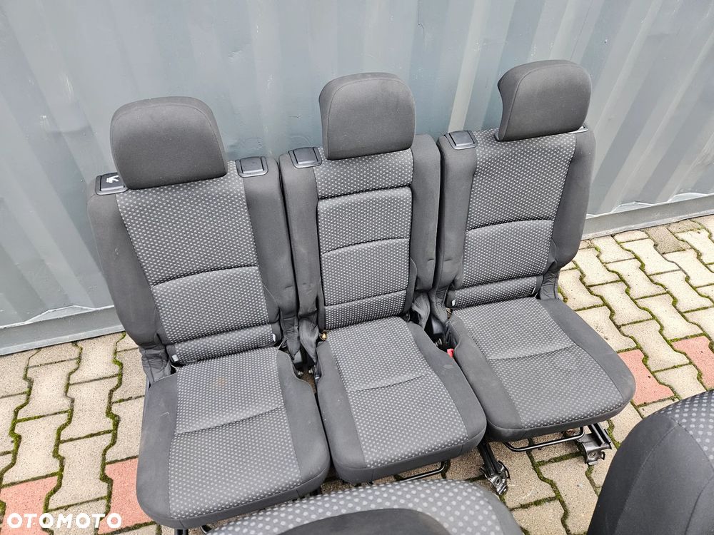 toyota verso fotele siedzenia boczki 2009 - 6