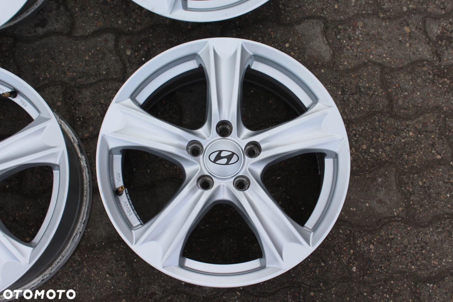 ORYG HYUNDAI 17cali 5x114,3 ET45 7J SANTA FE TUCSON TPMS - 4