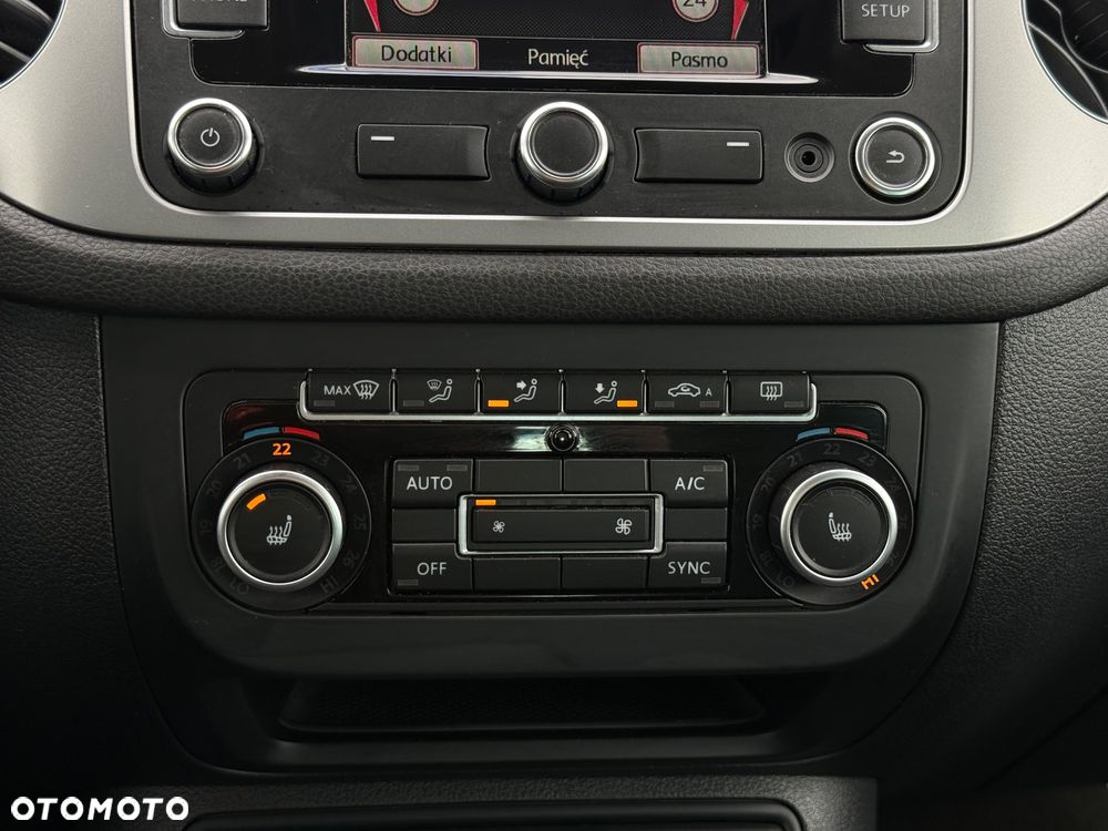 Volkswagen Tiguan 2.0 TDI DPF BlueMotion Technology Exclusive - 22