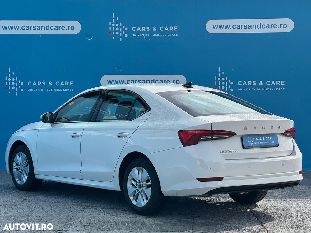 Skoda Octavia 2.0 TDI DSG Ambition - 4