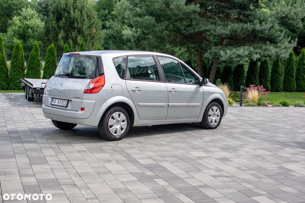 Renault Scenic - 4