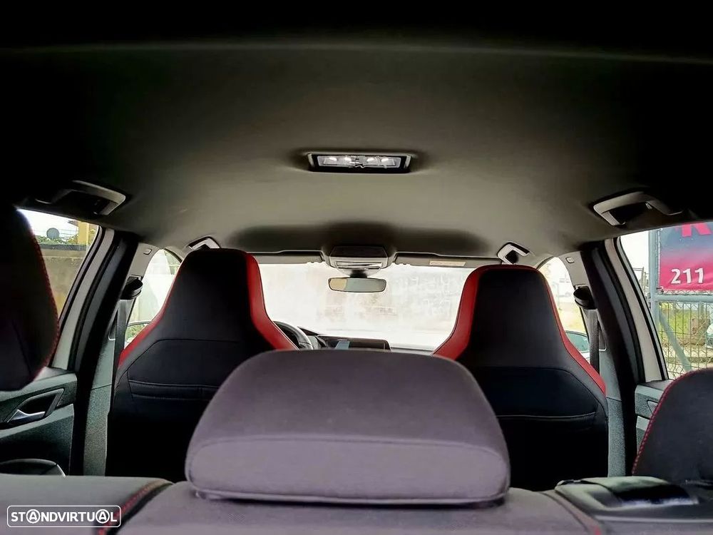 VW Golf 2.0 TSI GTI DSG - 11