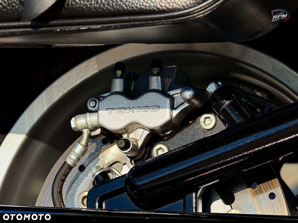 Suzuki Boulevard - 16