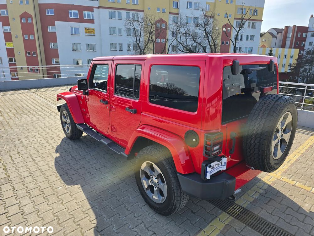 Jeep Wrangler Unlimited 3.6 Automatik Sahara - 9