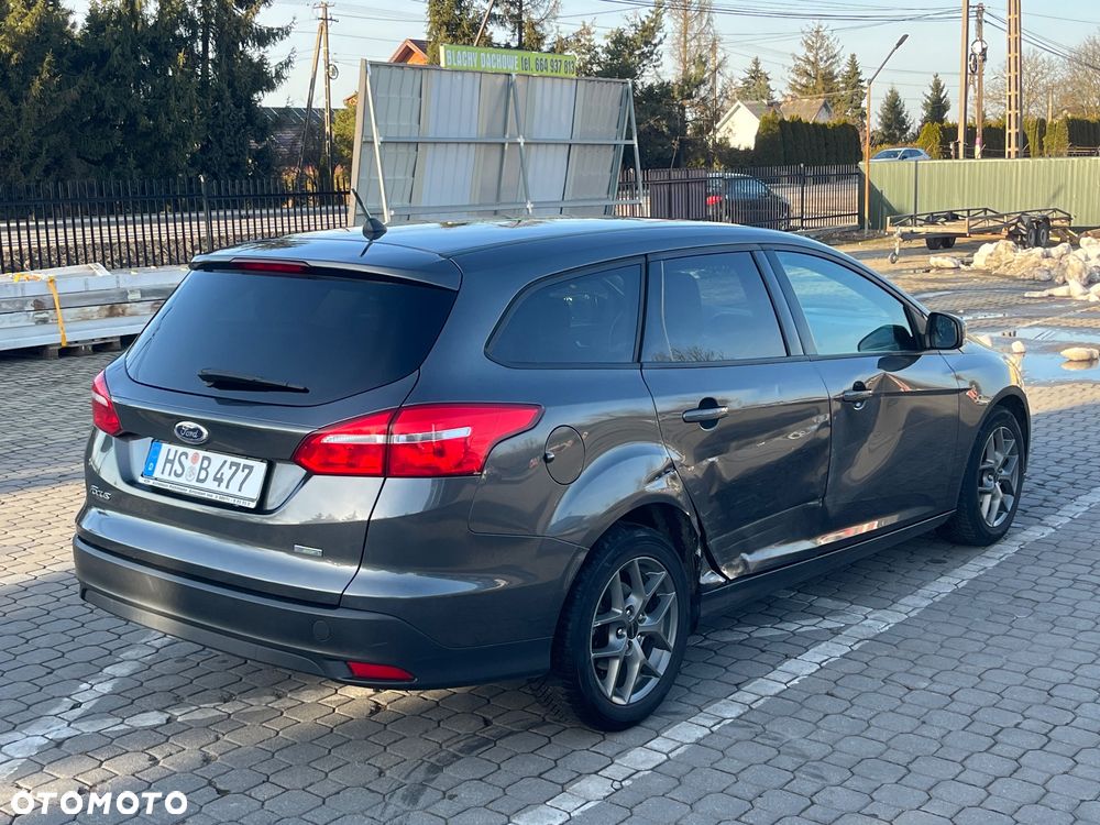 Ford Focus SW - 7