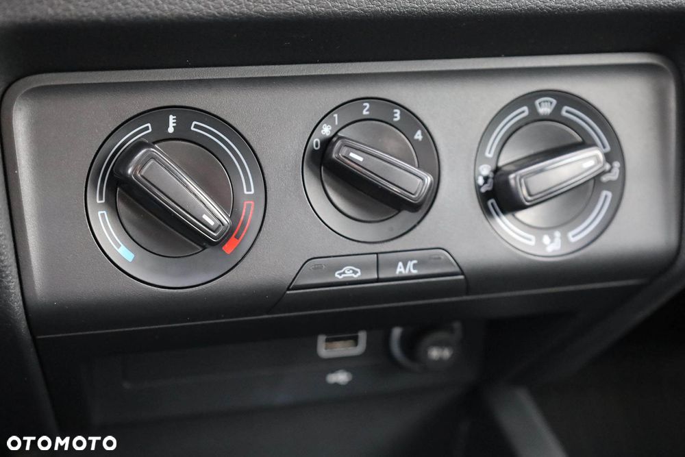 Skoda Fabia 1.0 Ambition - 20