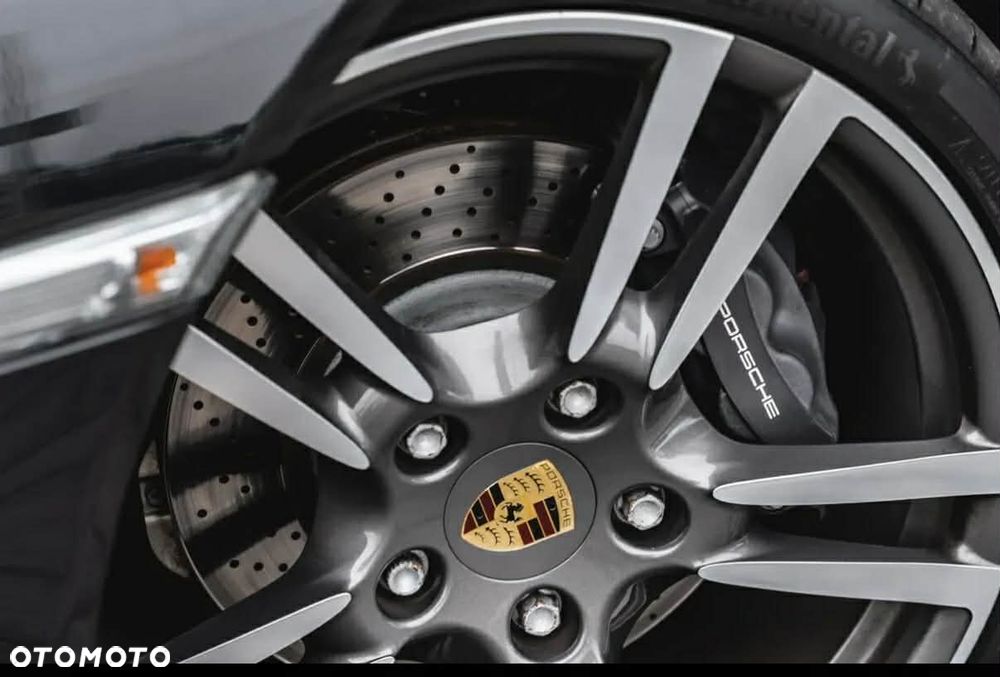 Porsche 911 Carrera PDK Black Edition - 9
