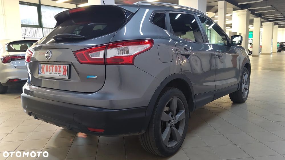 Nissan Qashqai 1.6 DIG-T N-Connecta - 11