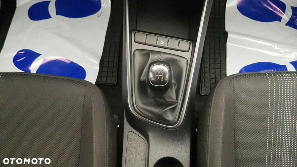 Hyundai i20 - 25